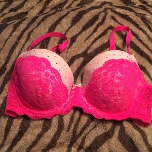 Victoria’s Secret Dream angels lined Demi